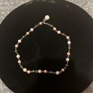 Multicolored pearl choker